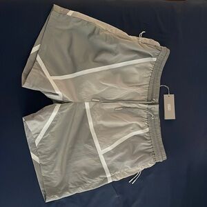 Kith Shorts Grey Nylon Medium